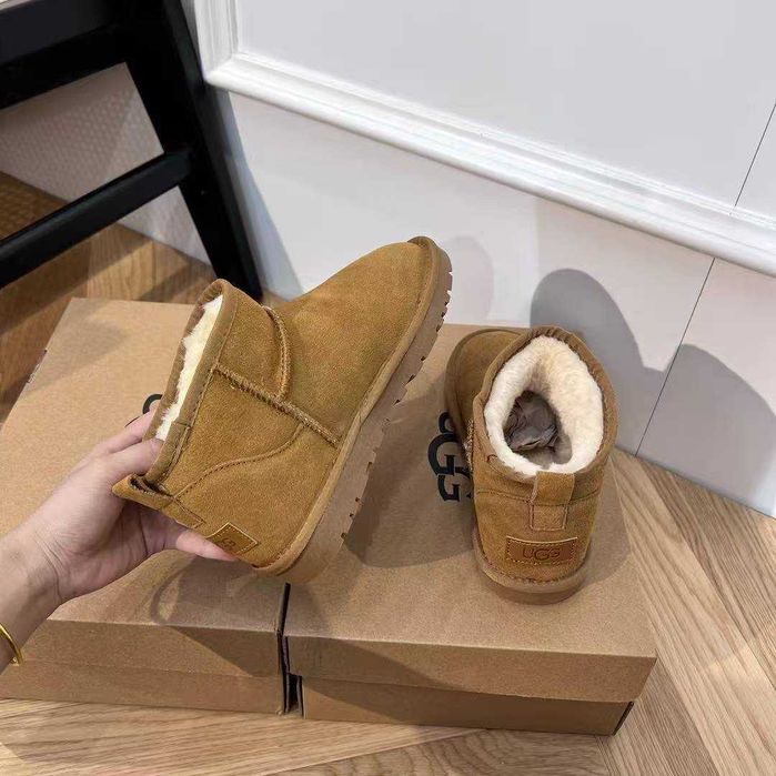 UGG Classic Mini Boots R.39