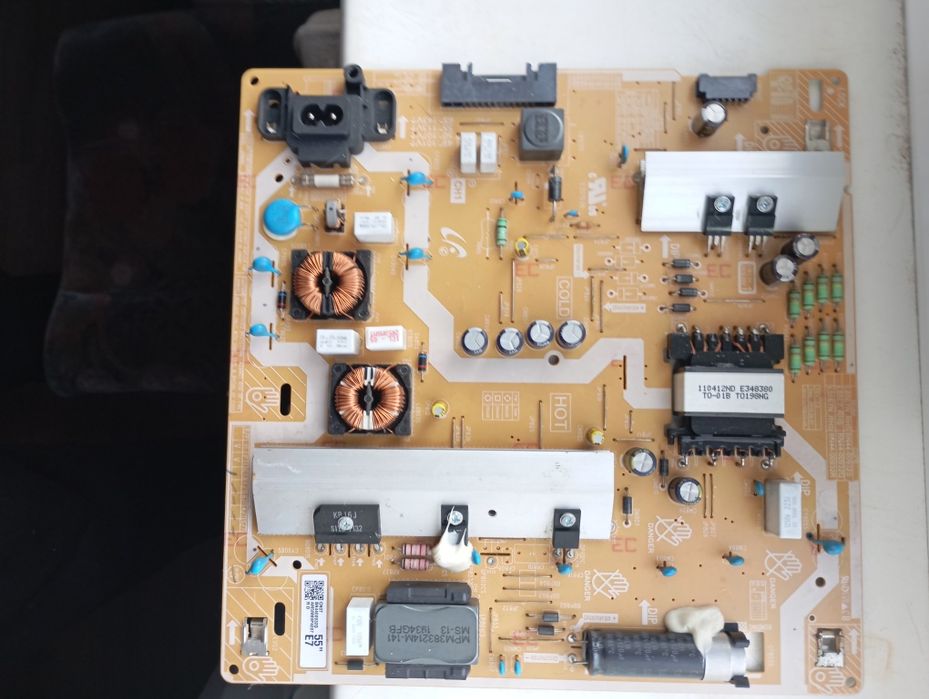 Запчасти телевизора Samsung ue55ru