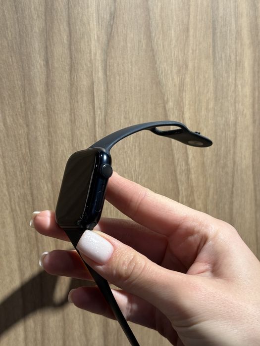 Б/У Apple Watch S8 45mm Midnight MNP13 Стан 10/10