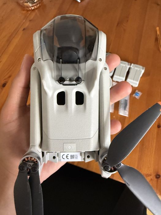 Drone DJI Mini 3 (Como Novo) + Bateria Extra + Garantia!