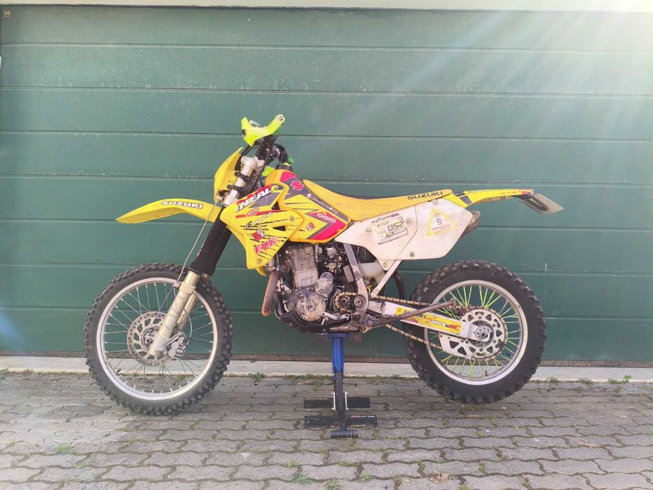 Suzuki DRZ400E Moto Enduro