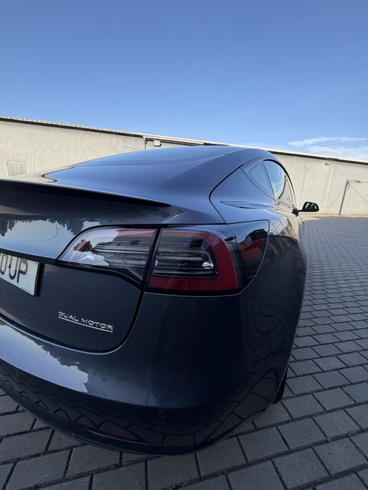 Tesla Model 3 Performance 2021