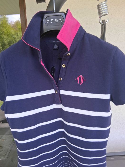 Polo granatowe w białe paski.