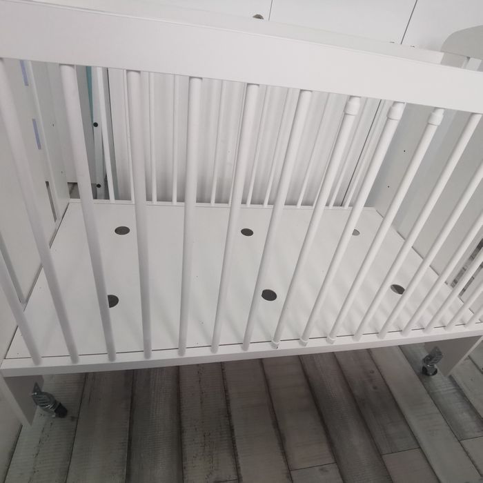 Łóżeczko niemowlęce Klupś Żyrafka białe 120 /60 cm