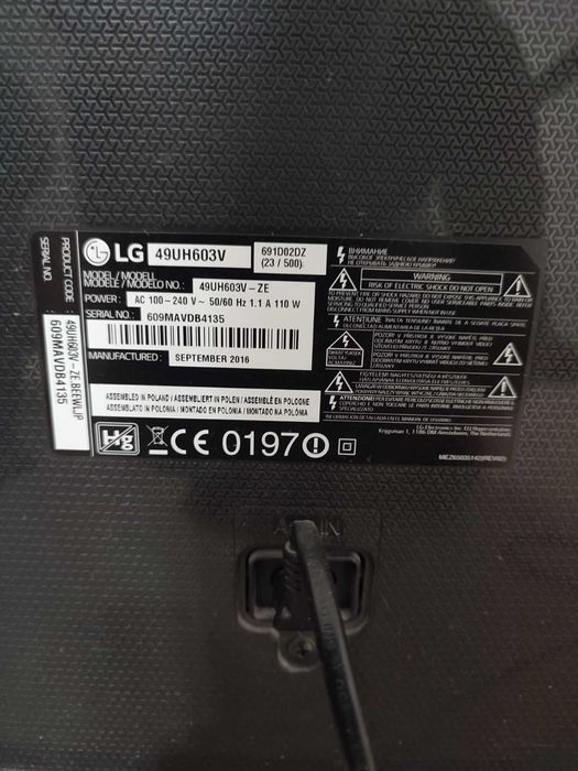 Продам телевізор LG 49UH603V