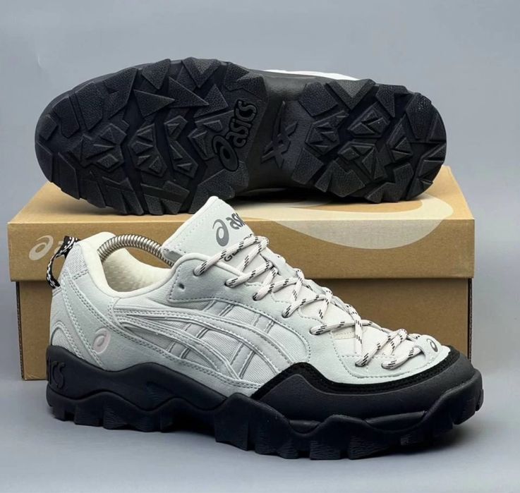Чоловічі Кросівки Asics Gel Pickax 41-45 Сірого кольору