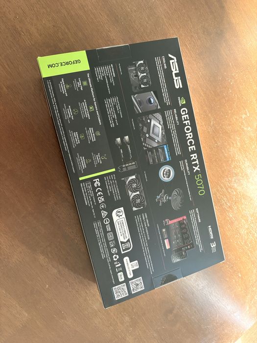 Asus Dual RTX 5070 12GB OC - SELADO