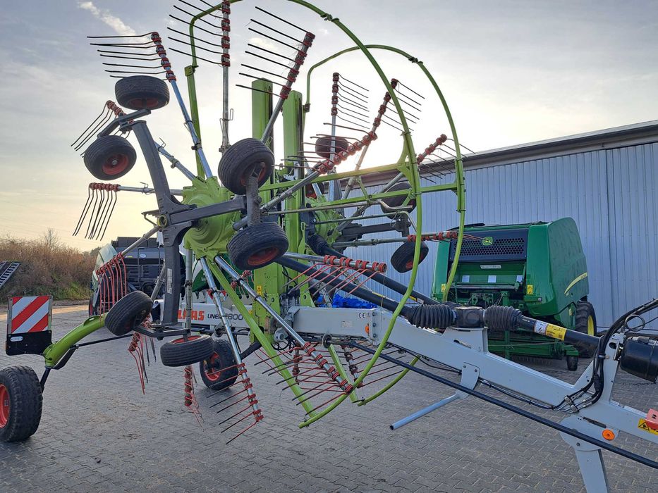 Claas liner 2800