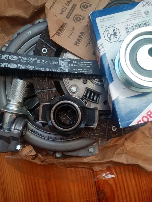 Запчастини до машини