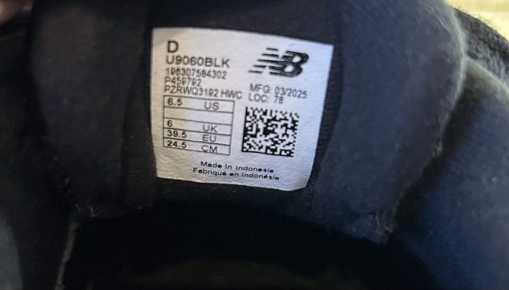New Balance Sneakersy U9060BLK Czarny r.39,5