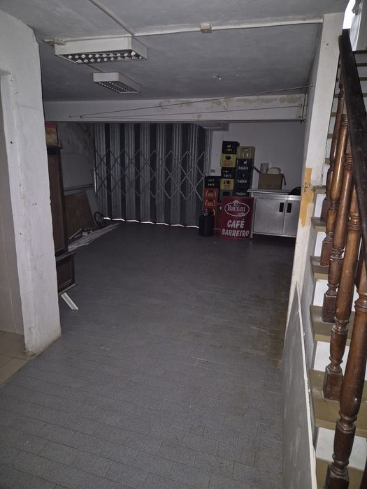 Aluga se cafe snack bar