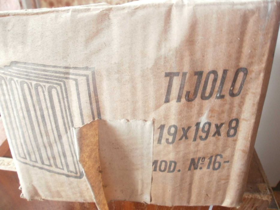 14 Tijolos de vidros