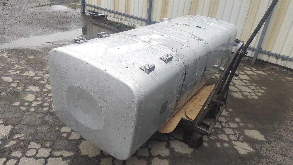 Топливный бак МАН 800 литров
