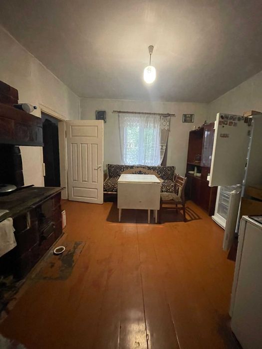 Цегляний будинок в с. Сілець, 7 км від Шептицького