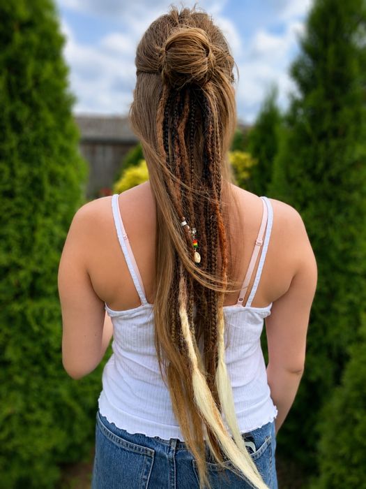 Dready, dredy, dredy na gumce, boho style