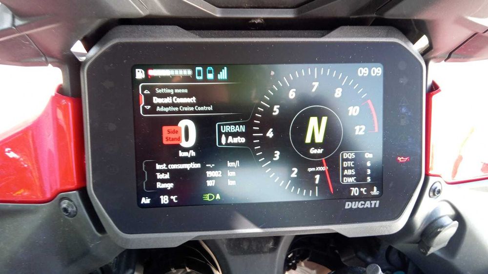 DUCATI Multistrada V4S radar escape Akrapovic janeiro 2021