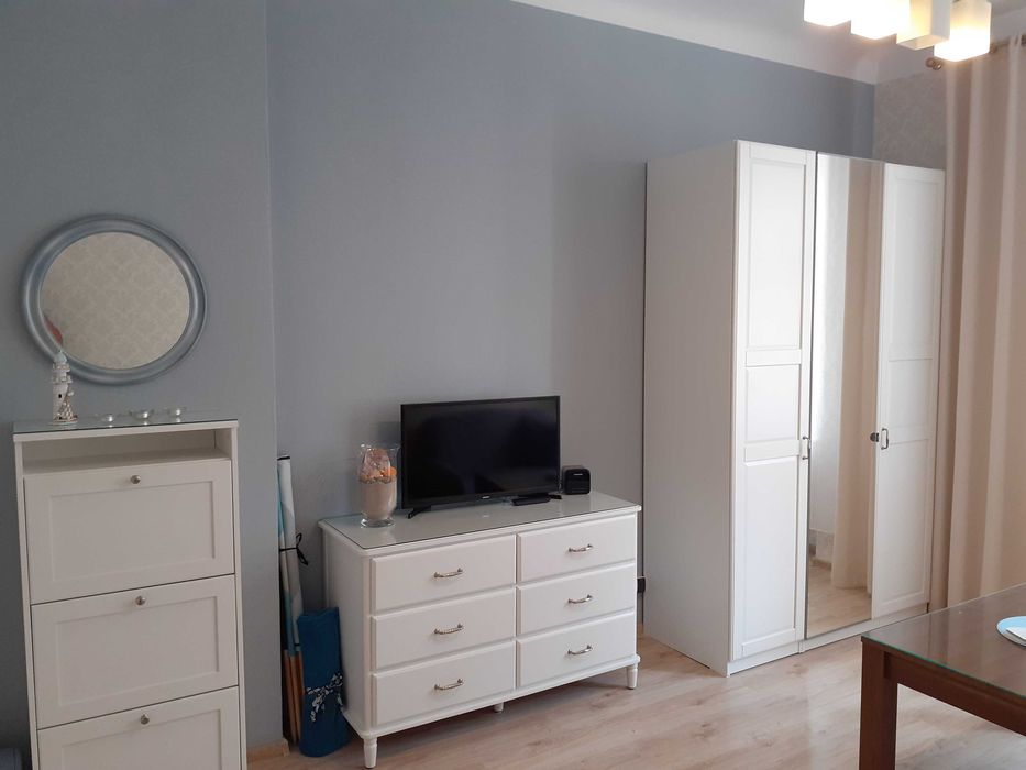 KOŁOBRZEG CENTRUM  /pokój dla dziewczyny dostępny od 1 WRZEŚNIA  .