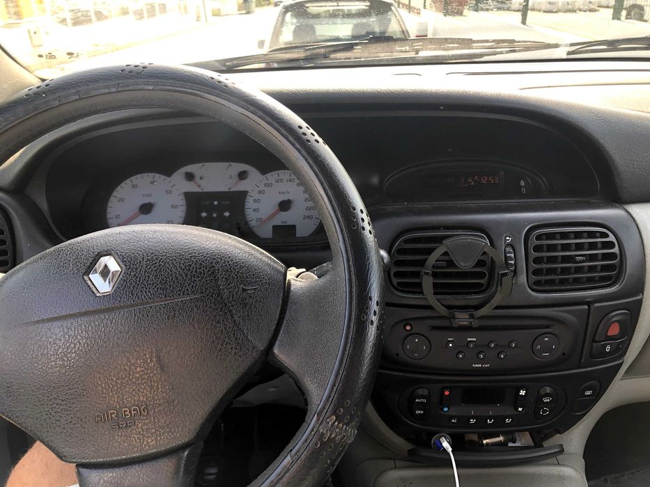 Renault Scenic RX4 Camper Car