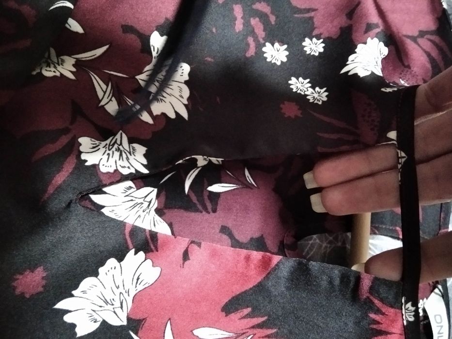 sukienka w kwiaty