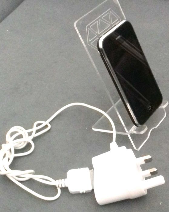 Smartfon iPhone A 1303 kultowy