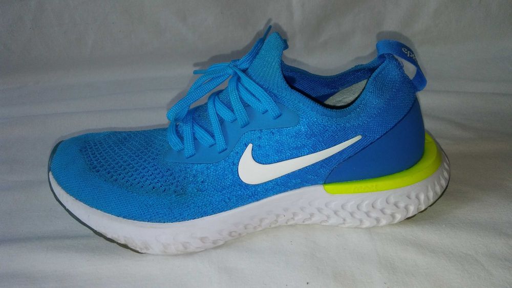 Nike epic read flyknit roz.38,5- dł.wkł.24 cm- jak nowe