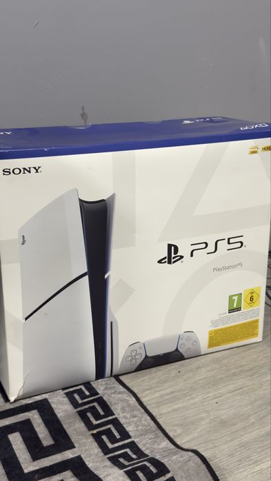 PS5 SLIM  1TB  Com varios extras