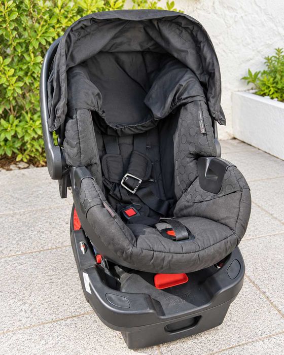 Ovo e carrinho Britax para recém-nascido e bebé – com base para automóvel