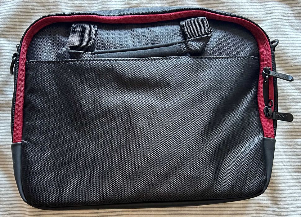 Mala Targus Synergy para portáteis/tablets até 10,2" (NOVA)