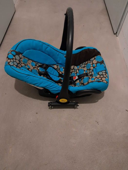 Fotelok samochodowy jedo