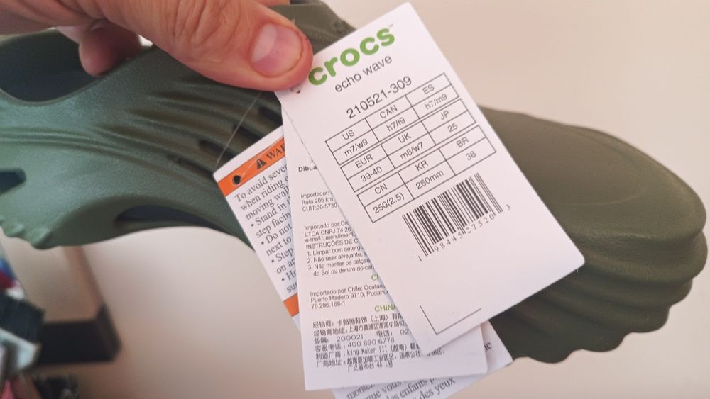 Продам Crocs Echo Wave  оригинал