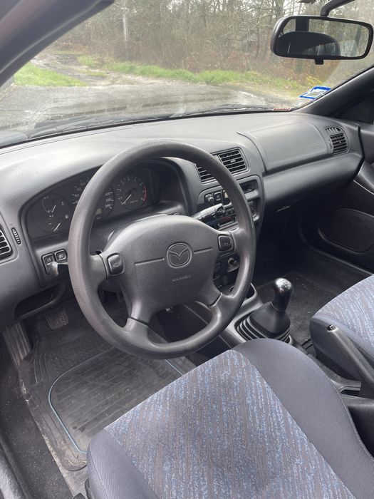 Mazda 323 1.5 16v