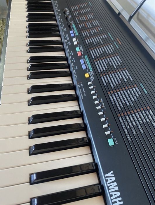 Teclado com suporte
