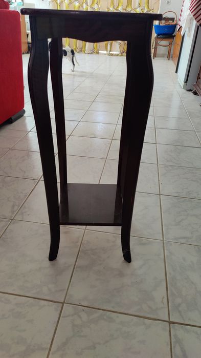 Moveis de apoio estado novo