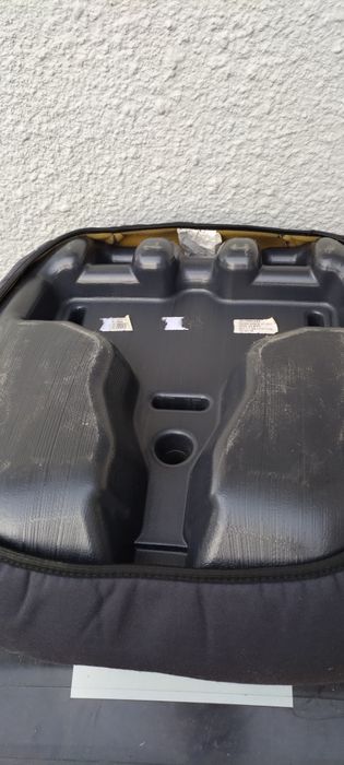 Cadeira auto usada