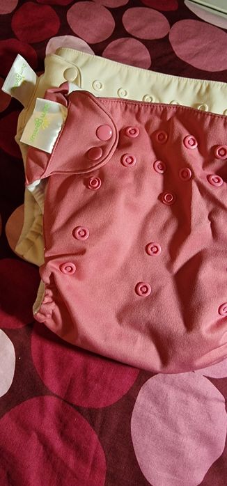 3 Fraldas Piriuki + 2 Frasdas Bum Genius + 1 Fralda Bluberry - NOVAS