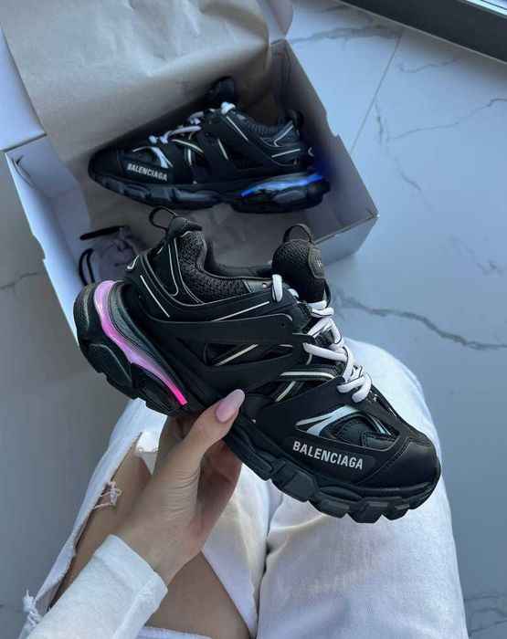 そうし、balenciaga track led Кросівки Balenciaga Track Black LED premium лед-підсвітка: 7 500
