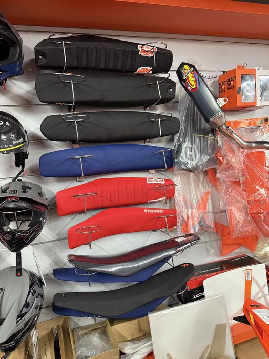 Сидіння занижене/ступінчасте КТМ/ HUSQVARNA /Gasgas