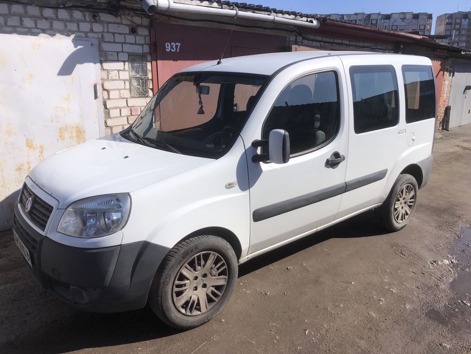 Продаю авто Fiat  Doblo 2008 року