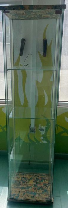 2 Estantes de Vidro DETOLF