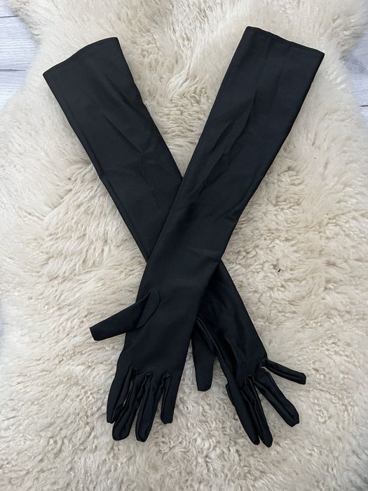 Nowe długie czarne rękawiczki