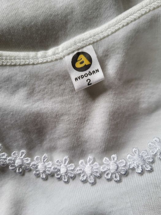 Podkoszulek koszulka top na naramkach biały nowy