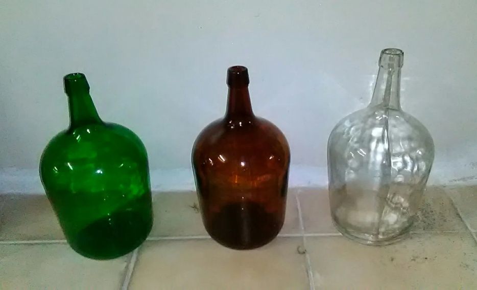 Garrafões de 5 litros para decoração 1.5€ unidade