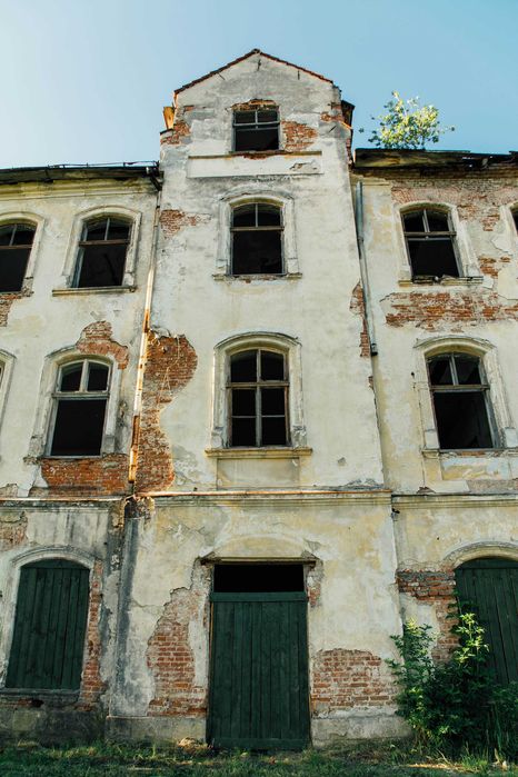 Продаж історичного комплексу біля Львова!