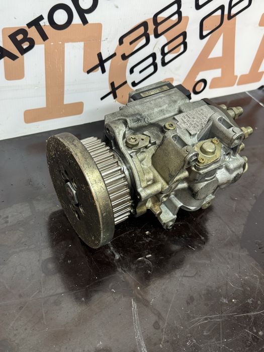 Топливный насос паливний насос ТНВД AUDI WV Skoda 2,5 tdi 059130106dx
