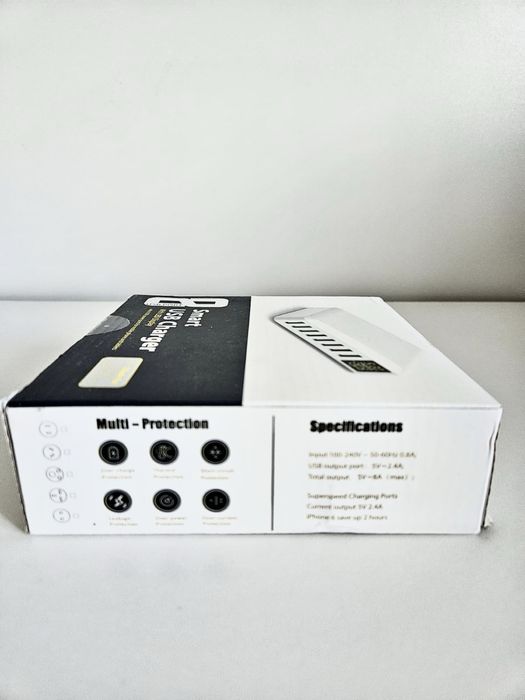 Зарядний пристрій Bodasan 8хUSB зі світлодіодним підсвічуванням (I68A)