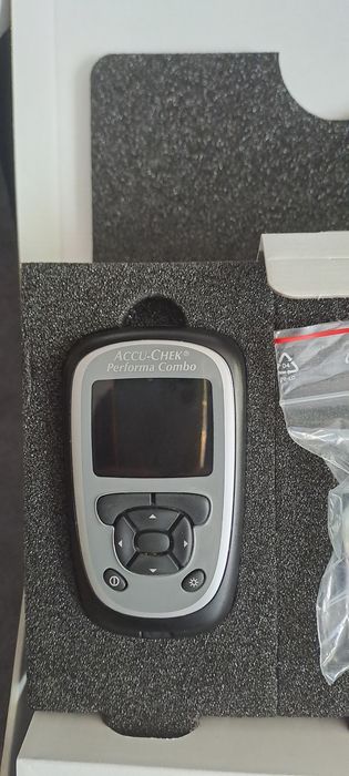 Accu-Chek Combo pompa insulinowa zestaw