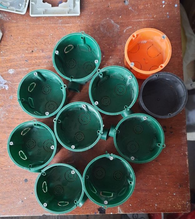 Вимикачі та розетки Siemens