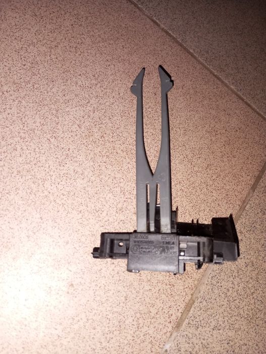 Zamek drzwi zmywarki Whirlpool ADP 500 emz type 887