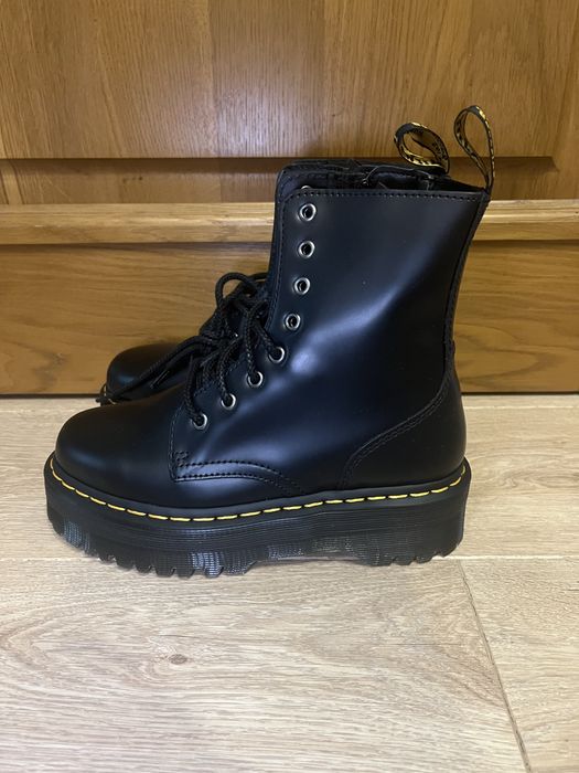 Dr. Martens Берці з гладкої кожи на платформі