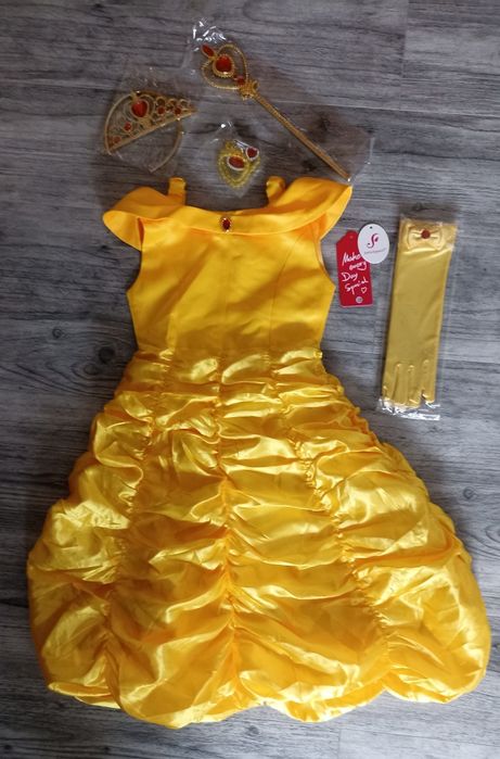 Strój Bella z Pięknej i bestii